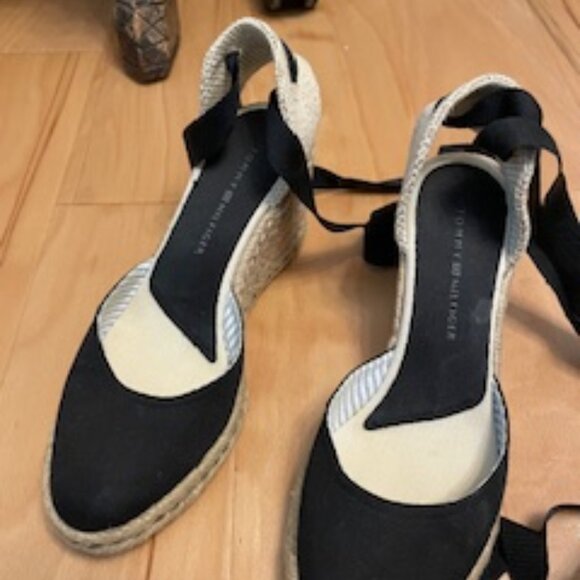 Tommy Hilfiger lace up espadrilles black/beige combo size 6.5M - Picture 13 of 13